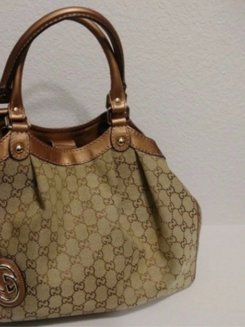 Gucci Tan & Brown GG Canvas Shoulder Bag